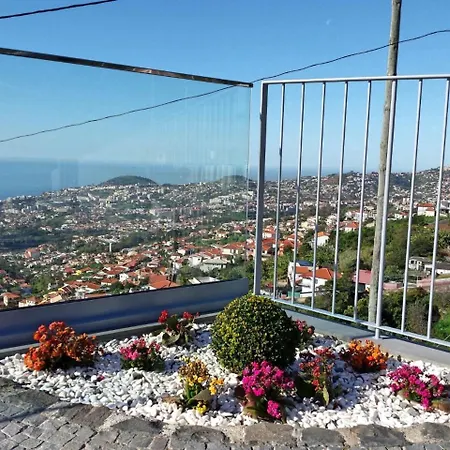 Ourmadeira - Da Portada, Character Вилла