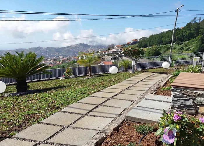 Ourmadeira - Da Portada, Character Villa